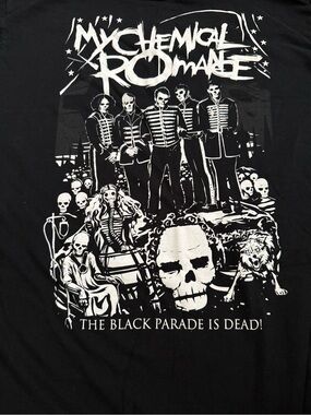 My Chemical Romance The Black Parade Graphic Tee - Large. Original merchandise.